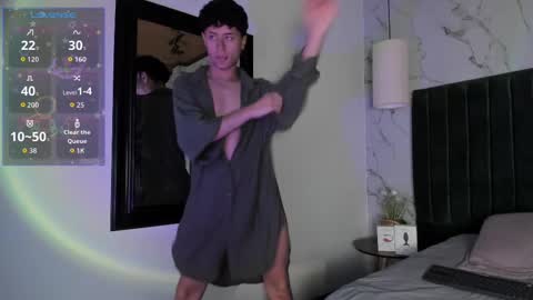 noah_dupont_ online show from October 16, 9:45 pm