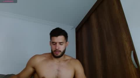 Noah online show from October 24, 3:58 pm