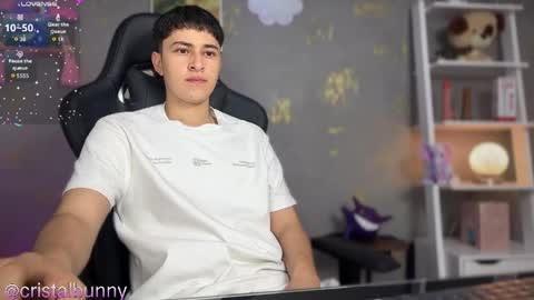 noah  online show from April 1, 12:29 pm