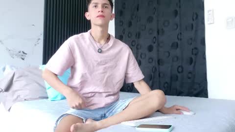 noah tyler  online show from March 2, 6:59 pm