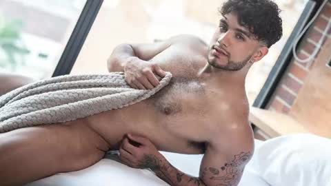 kevin online show from April 13, 2:01 am