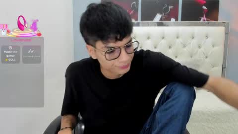 Noha Scott online show from April 15, 10:53 pm