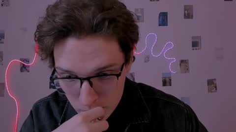 cool Kai online show from February 7, 9:27 am