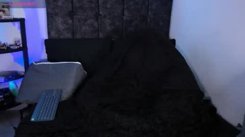 Nolan  online show from April 18, 7:07 pm