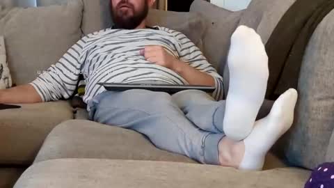 Norwegian Erik online show from November 8, 8:50 am