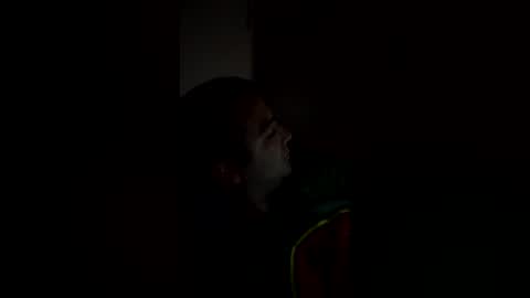 notmeantforeggs online show from April 26, 3:59 am