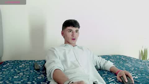 nova__19 online show from December 16, 7:21 pm