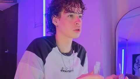 Nova Salvatore online show from April 15, 2:44 am