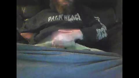 Snapshot of nudestud887 chatting on October 25, 7:32 am nudestud887 online show from October 25, 7:32 am