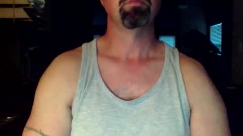 nvrenuff1979 online show from December 1, 12:30 pm