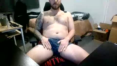 nzkiwiguy92 online show from July 6, 6:54 pm