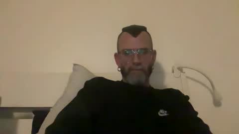 Jonathan Deep online show from November 24, 8:10 pm