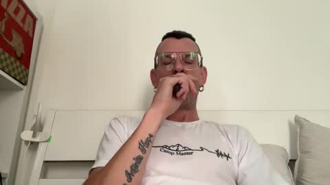 Jonathan Deep online show from March 5, 10:33 am