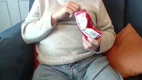 obedient9402 online show from April 29, 11:26 am