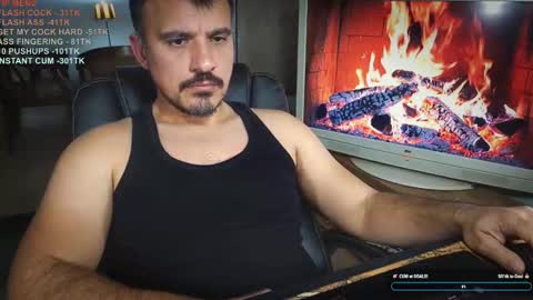 officeman7 online show from December 15, 6:27 pm