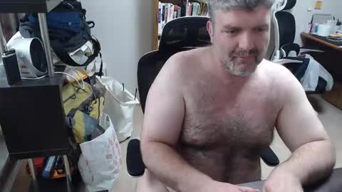 Woman message me men do not make demands and dont ask for pm only ladies. online show from March 30, 1:39 am