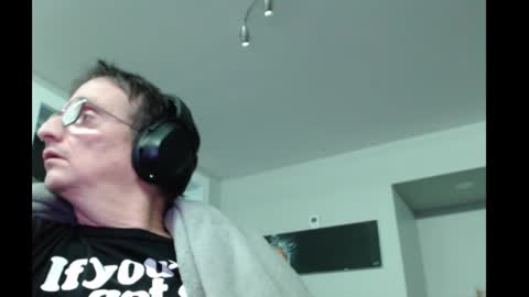 Snapshot of ohbitt chatting on January 21, 4:55 am ohbitt online show from January 21, 4:55 am