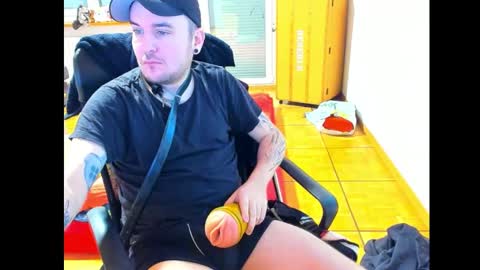 Chris online show from January 12, 3:57 pm