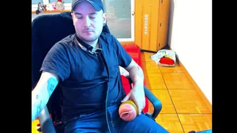 Chris online show from December 20, 10:05 am