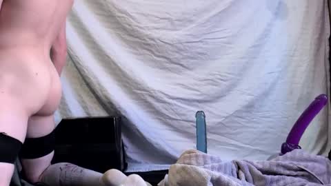 oibrev49 online show from April 5, 11:34 pm