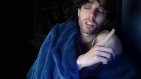 Cam0819 online show from April 1, 7:10 am