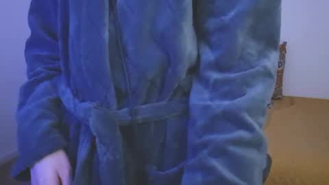 okako online show from April 7, 10:43 pm