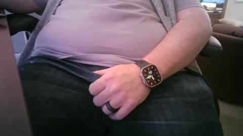 okiehard1 online show from December 15, 6:16 pm