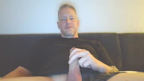 olavdelux online show from July 31, 10:41 pm