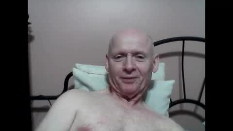 oldbuthorny62 online show from January 12, 4:10 am