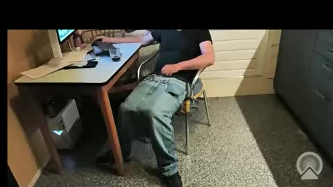 oldersagger online show from April 19, 7:49 pm