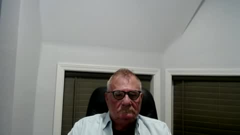 oldguybigd online show from July 2, 5:02 am