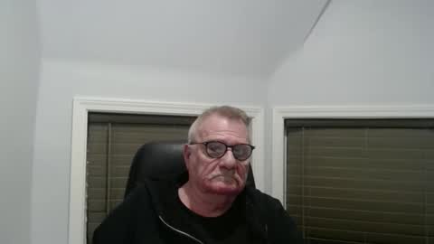 oldguybigd online show from December 3, 7:25 am