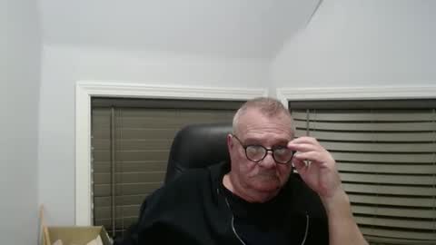 oldguybigd online show from October 22, 6:28 am