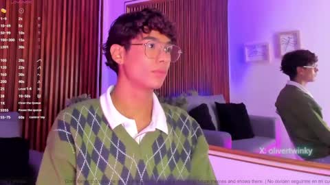 oliver20__ online show from April 14, 12:33 am