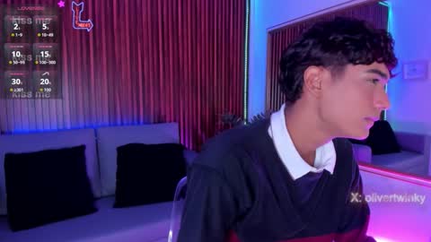 oliver20__ online show from March 24, 4:17 am