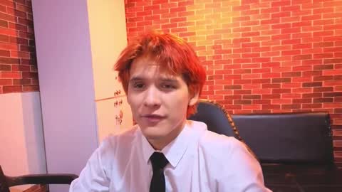 Snapshot of oliver_big19 chatting on October 9, 11:59 am oliver_big19 online show from October 9, 11:59 am