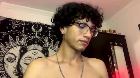 Oliver fast online show from November 26, 7:22 am