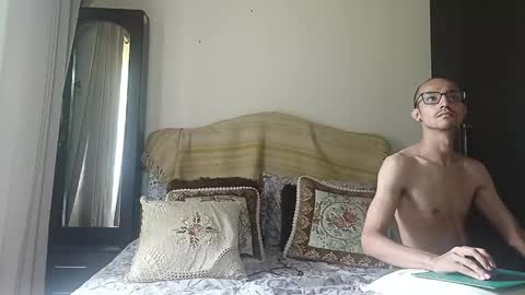 oliver_goldberg online show from April 15, 4:07 pm