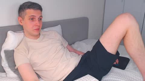 Oliver online show from April 8, 2:26 pm