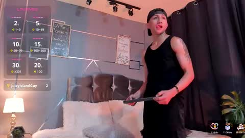 oliver mr  online show from December 3, 2:28 am