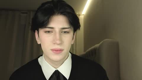 oliver online show from February 28, 5:01 pm