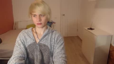 Oliver online show from November 28, 2:26 am