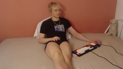 Oliver online show from April 15, 1:38 am