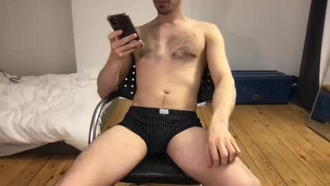 oliverbisbis1 online show from January 12, 10:36 pm