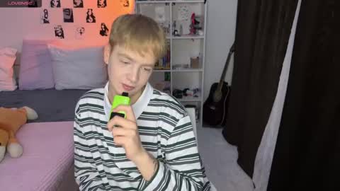 oliver online show from October 9, 6:13 pm