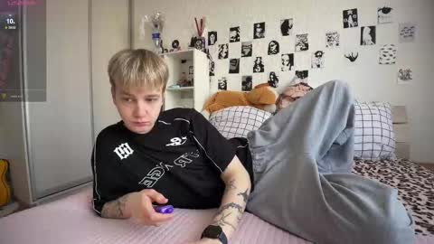 oliver online show from March 14, 10:11 am