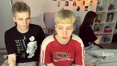 oliver online show from January 9, 2:22 pm