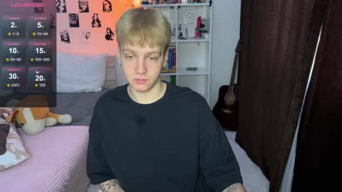 oliver online show from October 11, 9:46 am