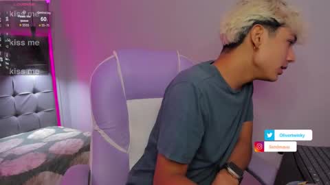 Oliver online show from November 6, 5:10 am