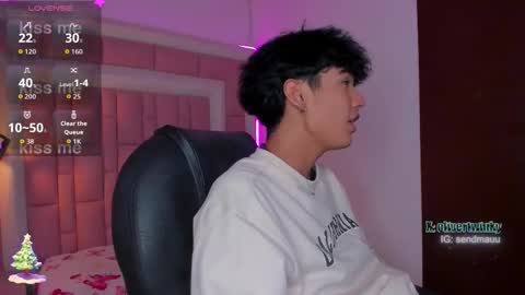 Oliver online show from November 20, 4:45 am